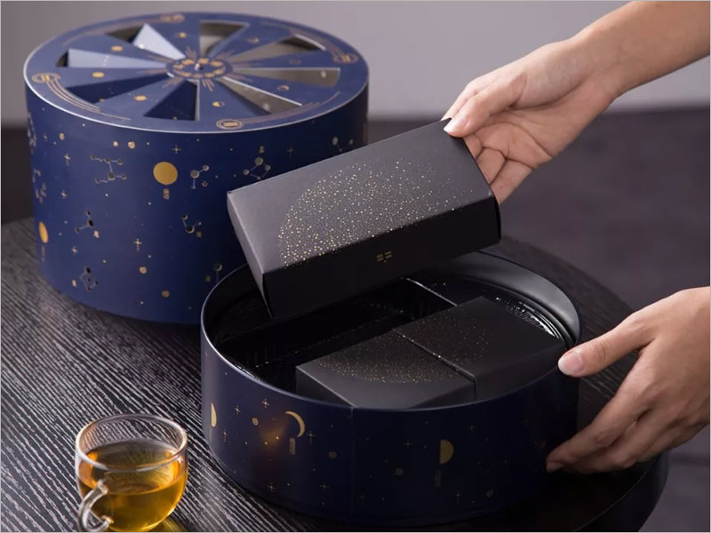 斗轉星移月餅禮盒包裝設計，簡潔的星空，浪漫的情懷