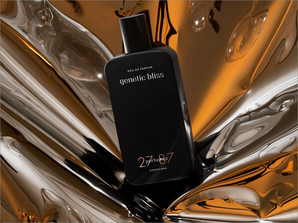 通過攝影的力量展示27 87品牌五種香水包裝設(shè)計(jì)