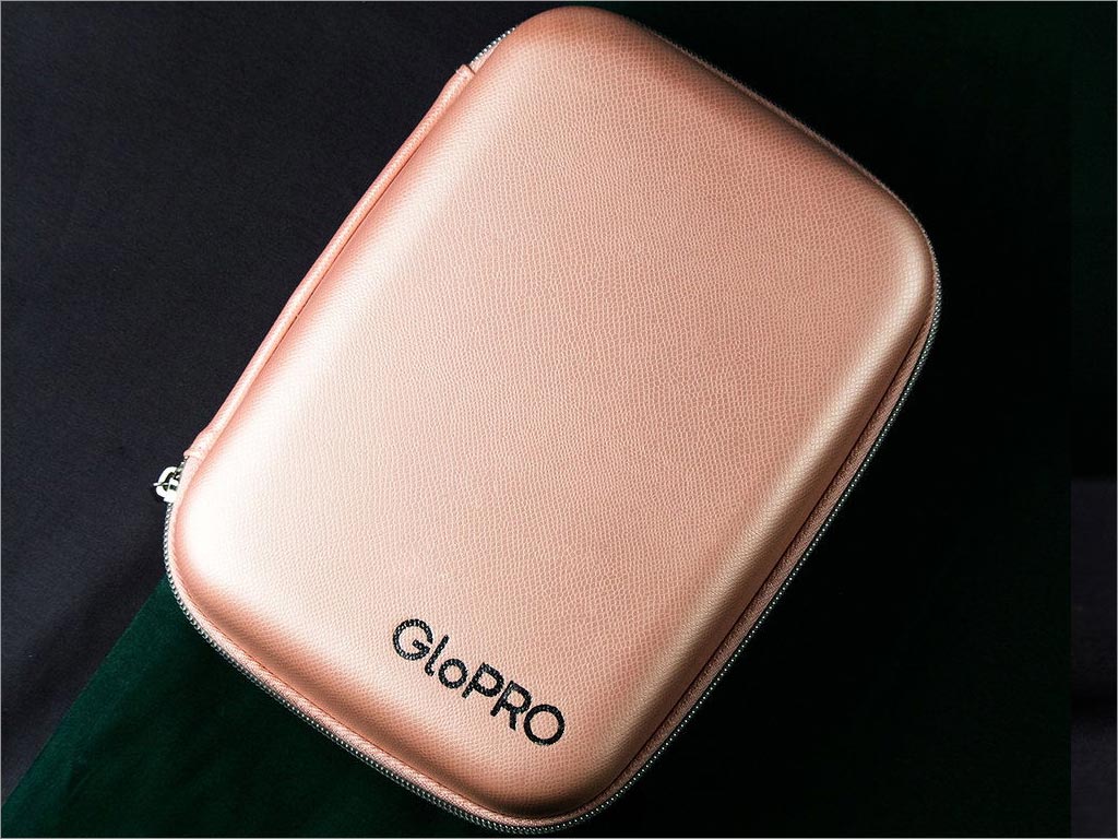 美國BeautyBio護膚品手包包裝設(shè)計