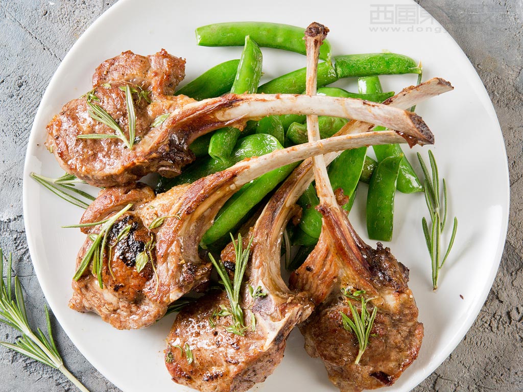 專業(yè)的攝影和美食食品造型使您能夠正確定位產(chǎn)品并強調(diào)其非凡的品味